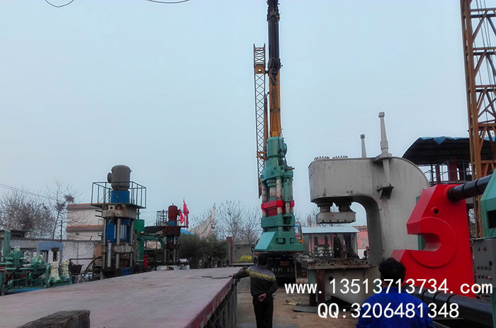 全自動(dòng)液壓磚機(jī)